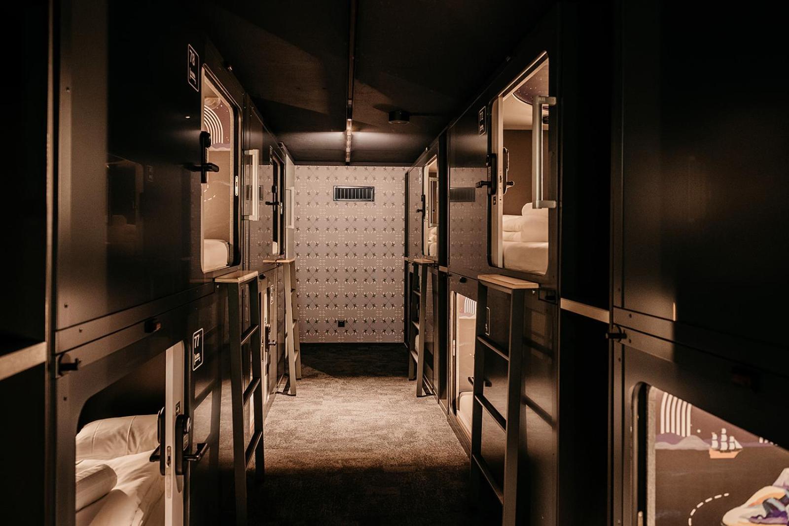 Capsule Hotel - Lucerne Old Town Kültér fotó